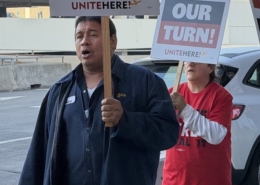 Airline catering workers picket at LAX 12/17/25