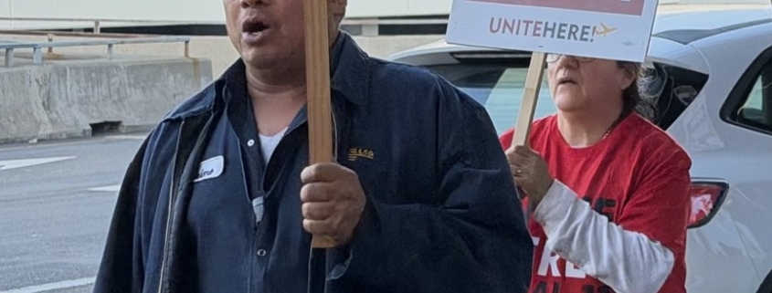 Airline catering workers picket at LAX 12/17/25